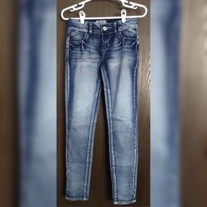Junior's Body Con by Amethyst Jeans